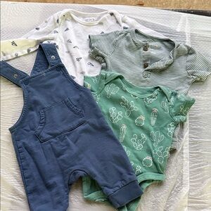 Baby Clothing Set with Overalls and Onesies